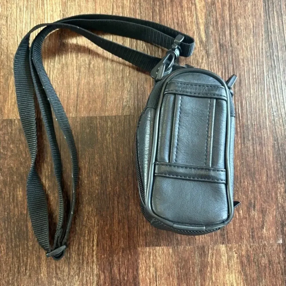 Sony Cyber-Shot Unisex OS Black Faux Leather Camera Bag Shoulder Case EUC